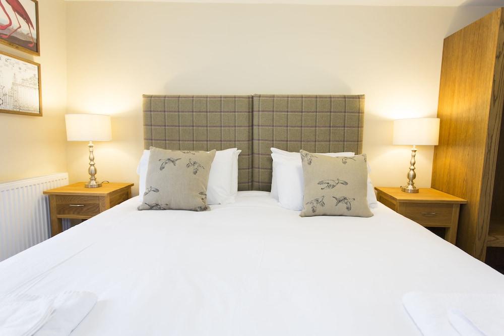 George Hotel & Granary Frome Bagian luar foto