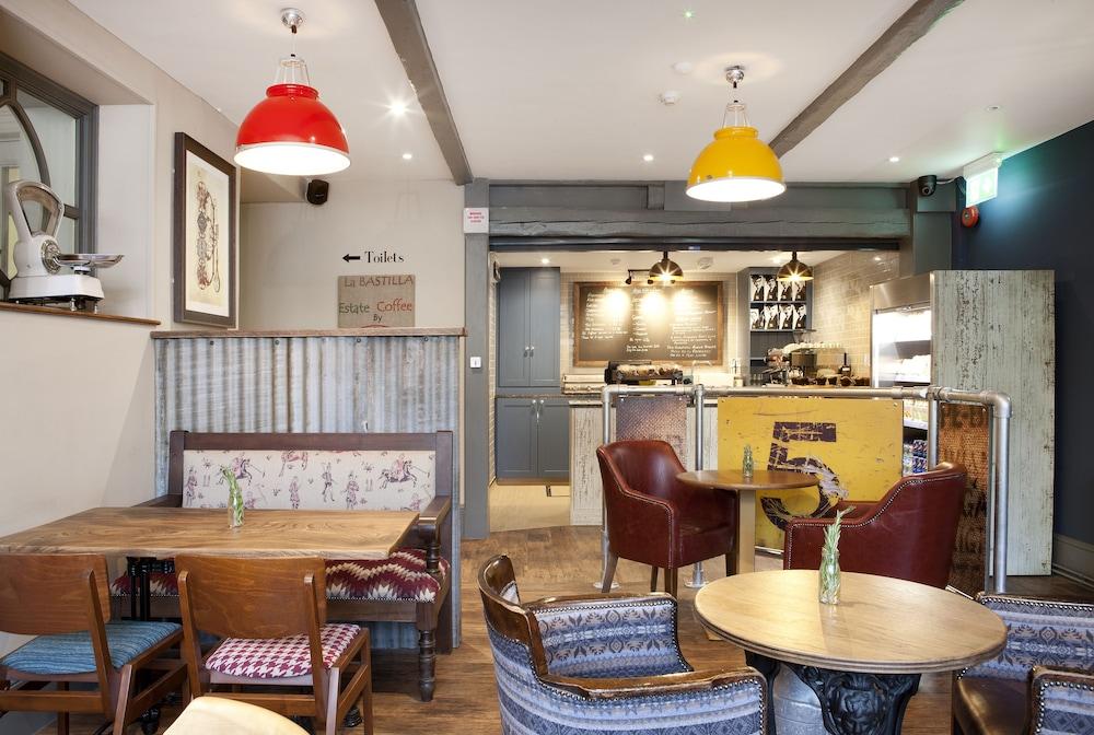 George Hotel & Granary Frome Bagian luar foto